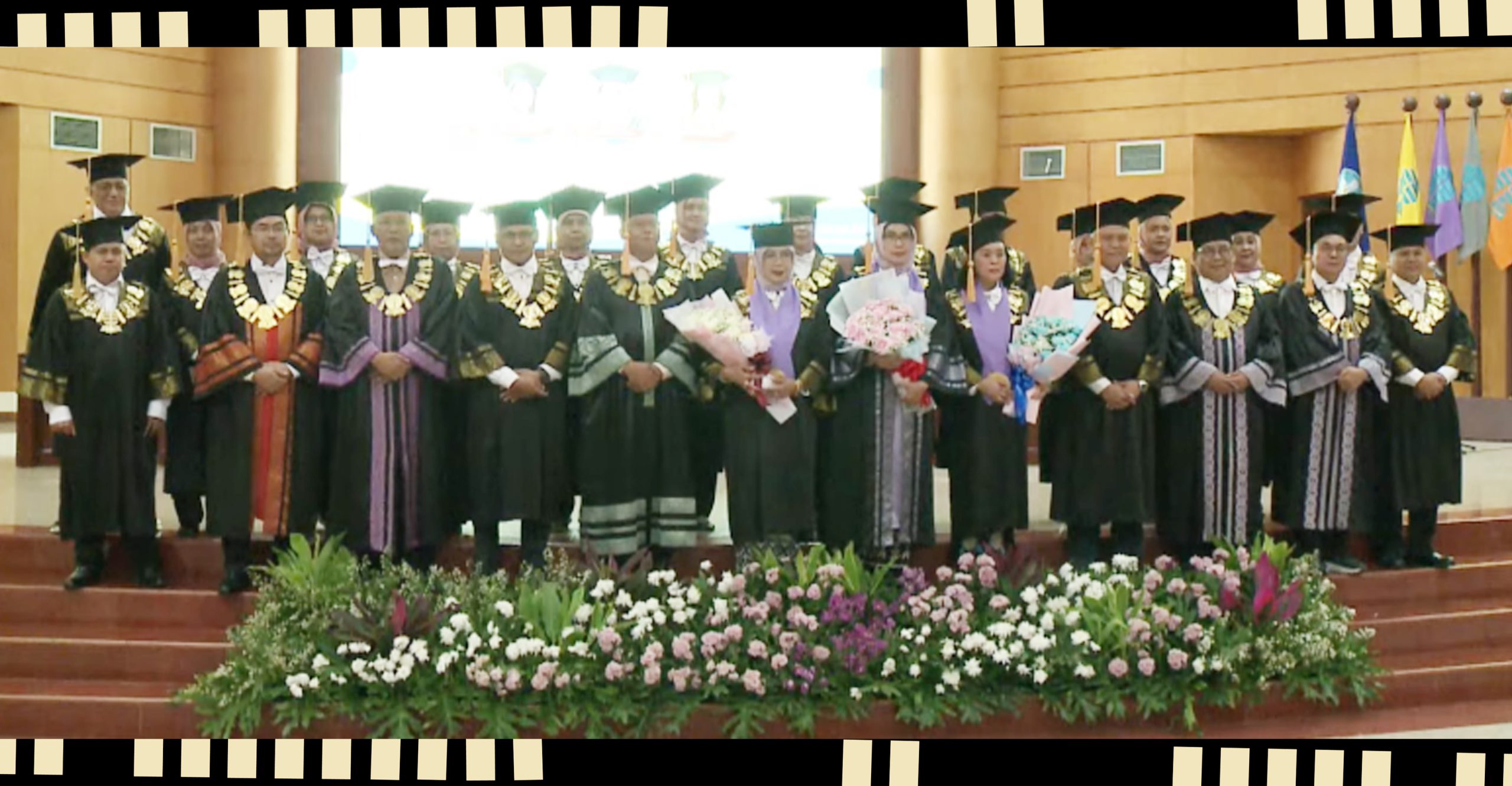 Tiga Srikandi, Satu Dedikasi: Upacara Pengukuhan Guru Besar di UT